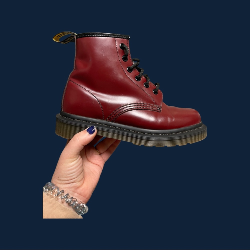 Dr. Martens 6 eye 101 boot- Smooth Cherry Leather UK3